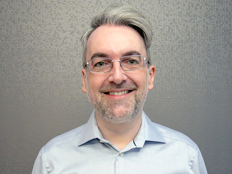 Headshot of Dr. Leandro Tonetto